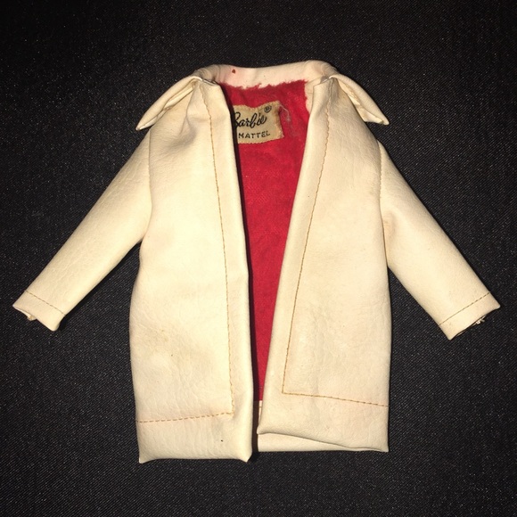 WINTER HOLIDAY #975 Barbie Doll White Faux Leather Jacket factory - Picture 1 of 2